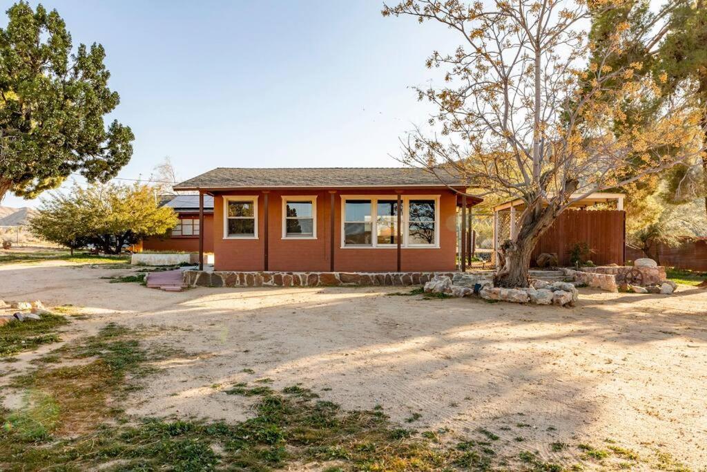 Jt'S Star Catcher Cabin - Hot Tub Yucca Valley Luaran gambar