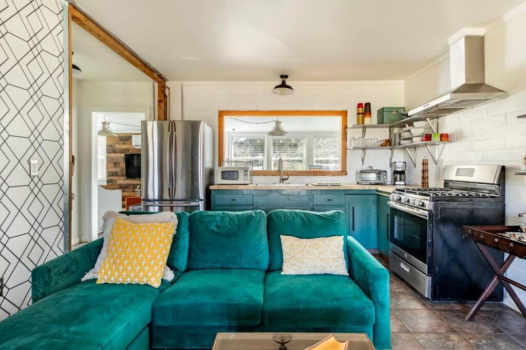 Jt'S Star Catcher Cabin - Hot Tub Yucca Valley Luaran gambar
