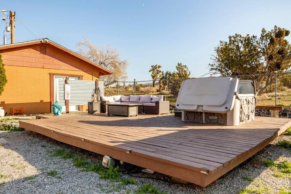 Jt'S Star Catcher Cabin - Hot Tub Yucca Valley Luaran gambar