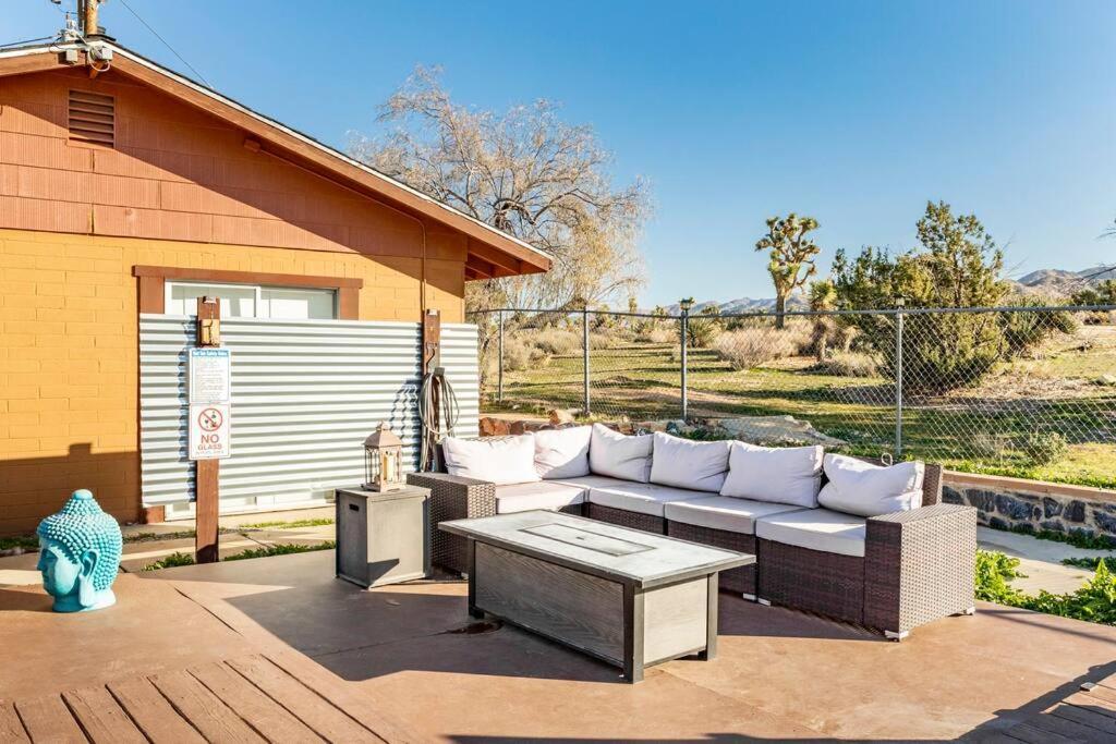 Jt'S Star Catcher Cabin - Hot Tub Yucca Valley Luaran gambar